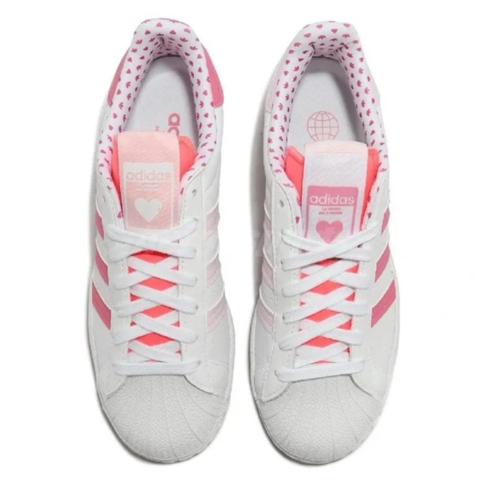 Adidas Superstar Shell Toe Little Kid 'Valentine's Day' sneaker style GY3337.